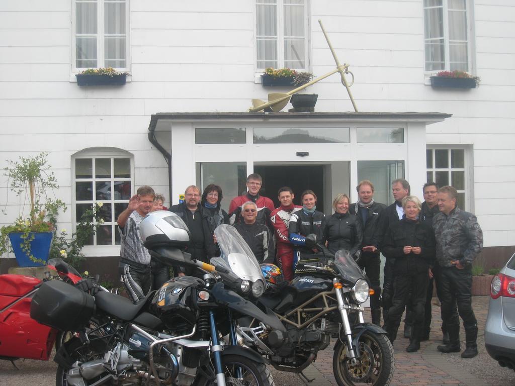 Hotel Goldener Anker Bodenwerder Esterno foto