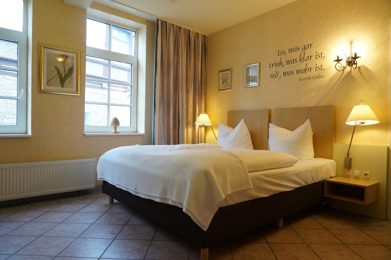 Hotel Goldener Anker Bodenwerder Esterno foto